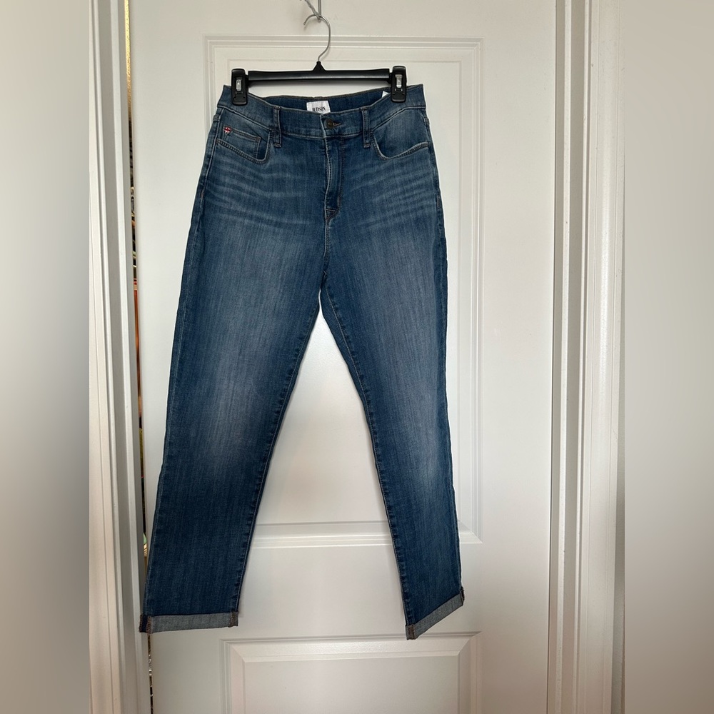 Huson jeans, slim fit, cropped and light blue. New